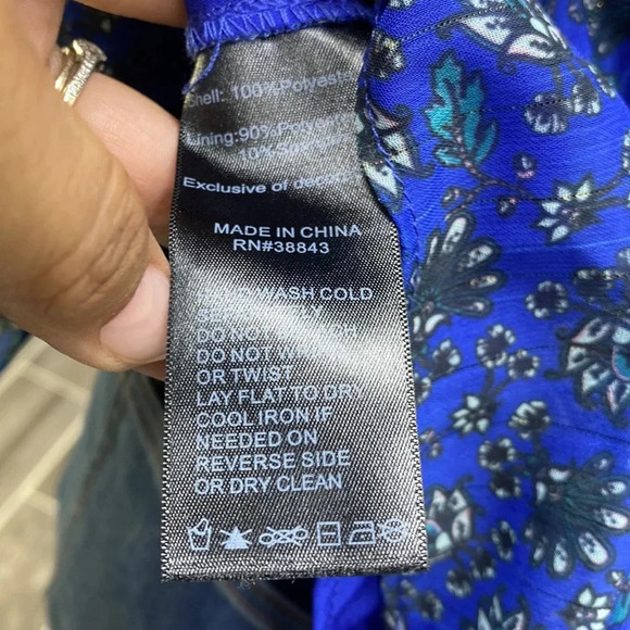 Sam Edelman Blue floral top - Picture 7 of 9